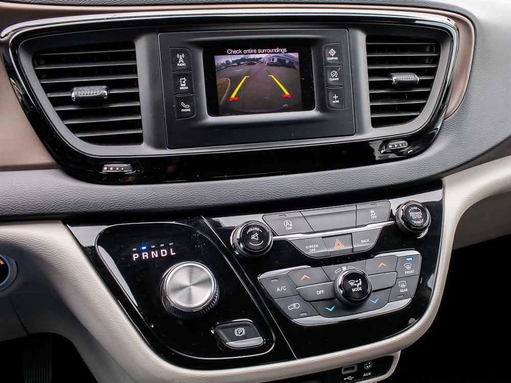 2017 Chrysler Pacifica Touring