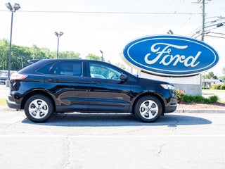 2022 Ford Edge SE
