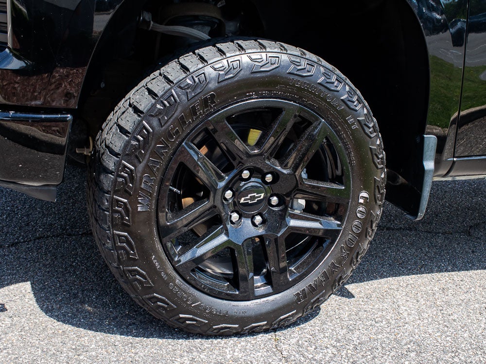 2024 Chevrolet Silverado Custom Trail Boss