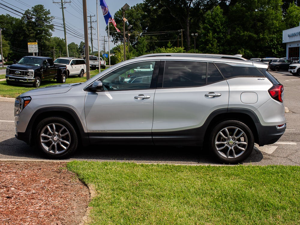 2022 GMC Terrain SLT