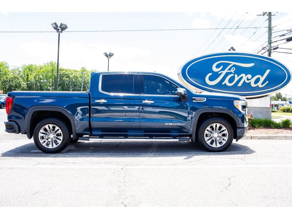 2021 GMC Sierra 4WD Crew Cab Short Box Denali's photo