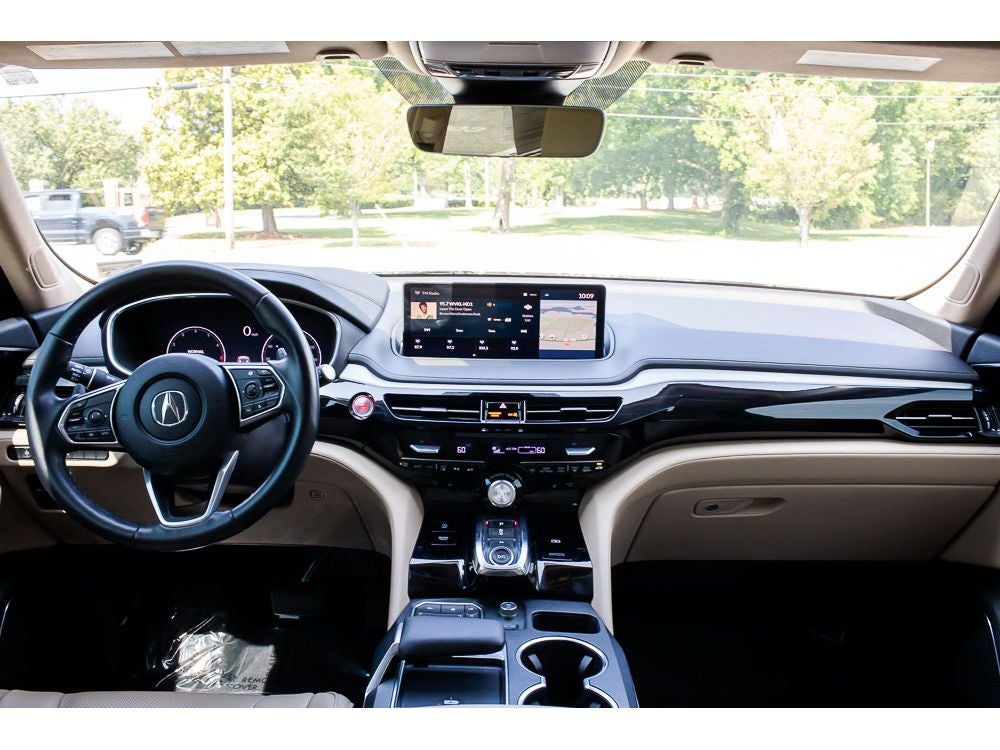 2022 Acura MDX w/Technology Package