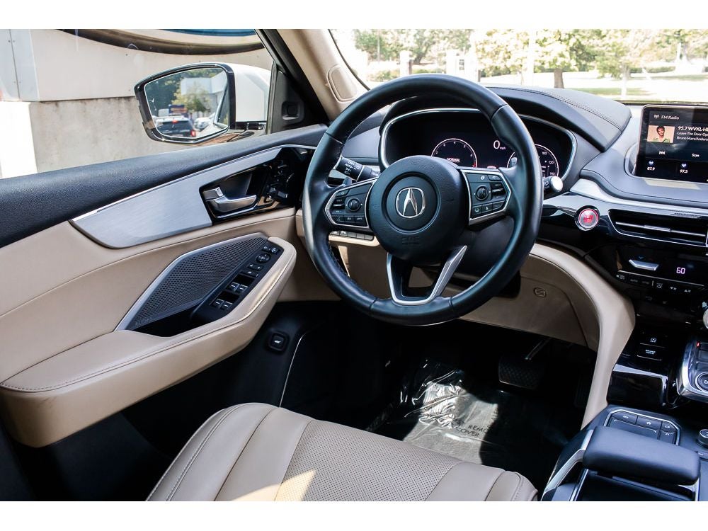 2022 Acura MDX w/Technology Package