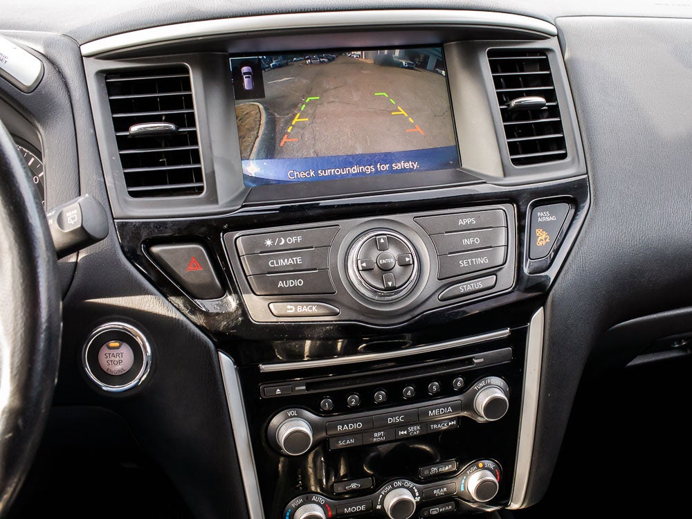 2019 Nissan Pathfinder SV