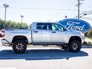 2017 Toyota Tundra SR5