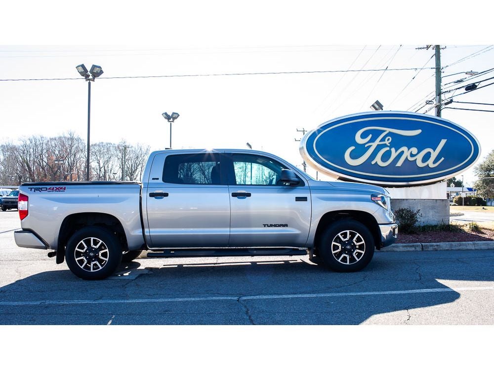 2020 Toyota Tundra SR5